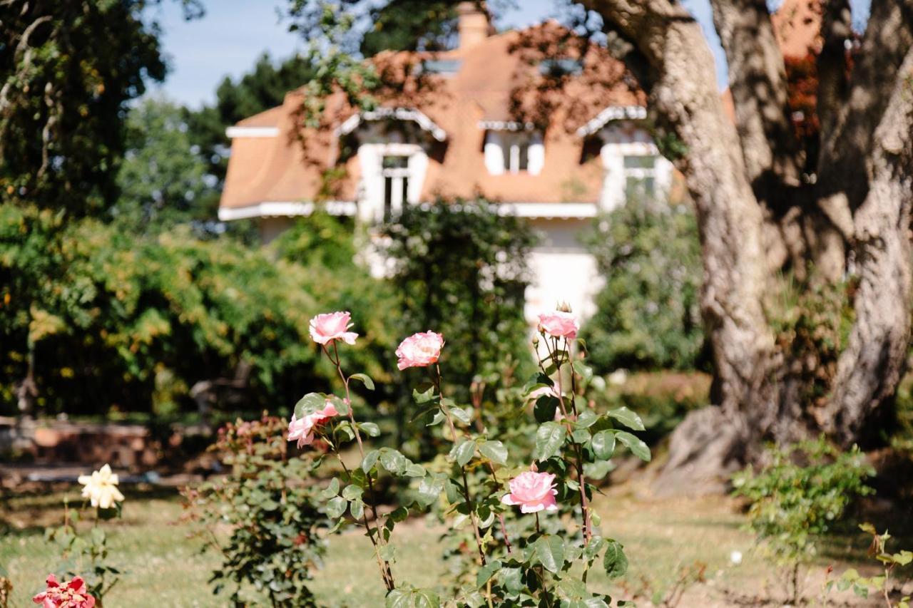 Hotel Chateau Du Clair De Lune - Boutique Luxury 4*