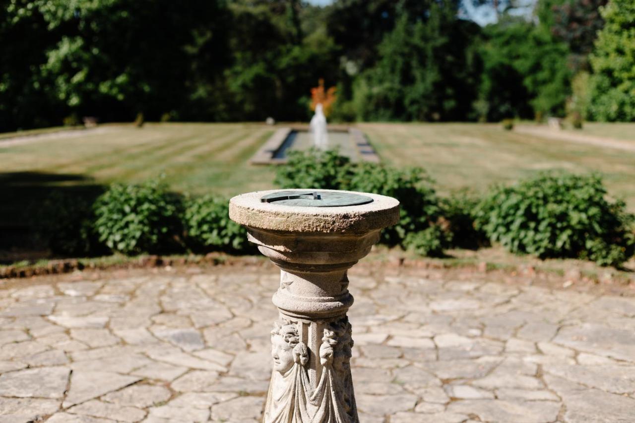 Chateau Du Clair De Lune - Boutique Luxury Hotel Biarriz