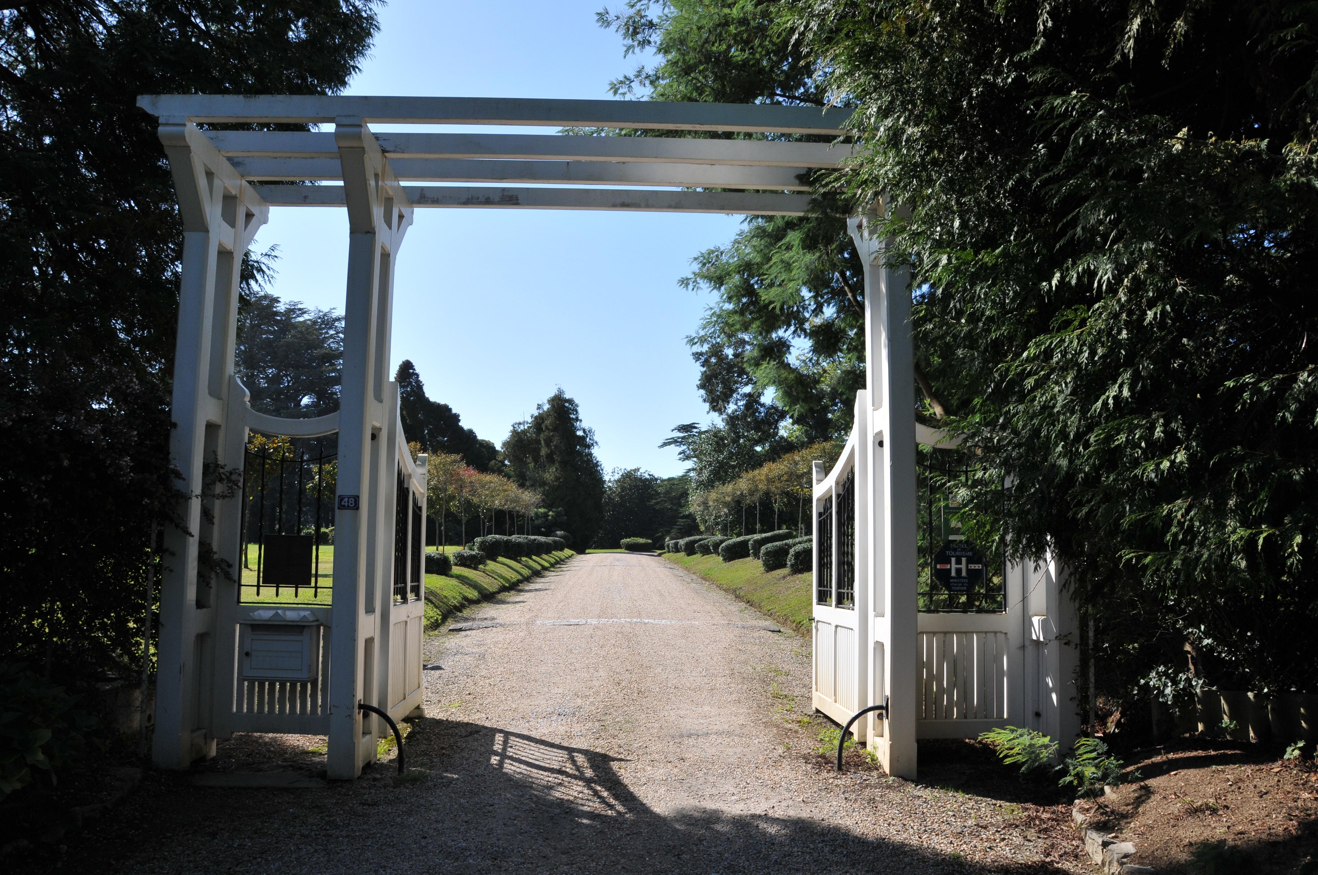 Hotel Chateau Du Clair De Lune - Boutique Luxury