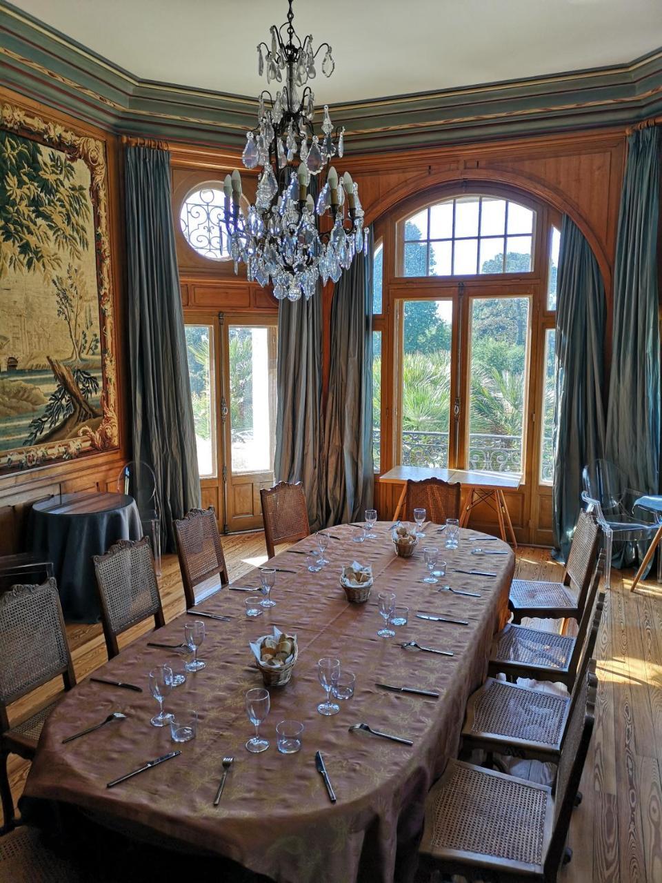 Chateau Du Clair De Lune - Boutique Luxury Hotel