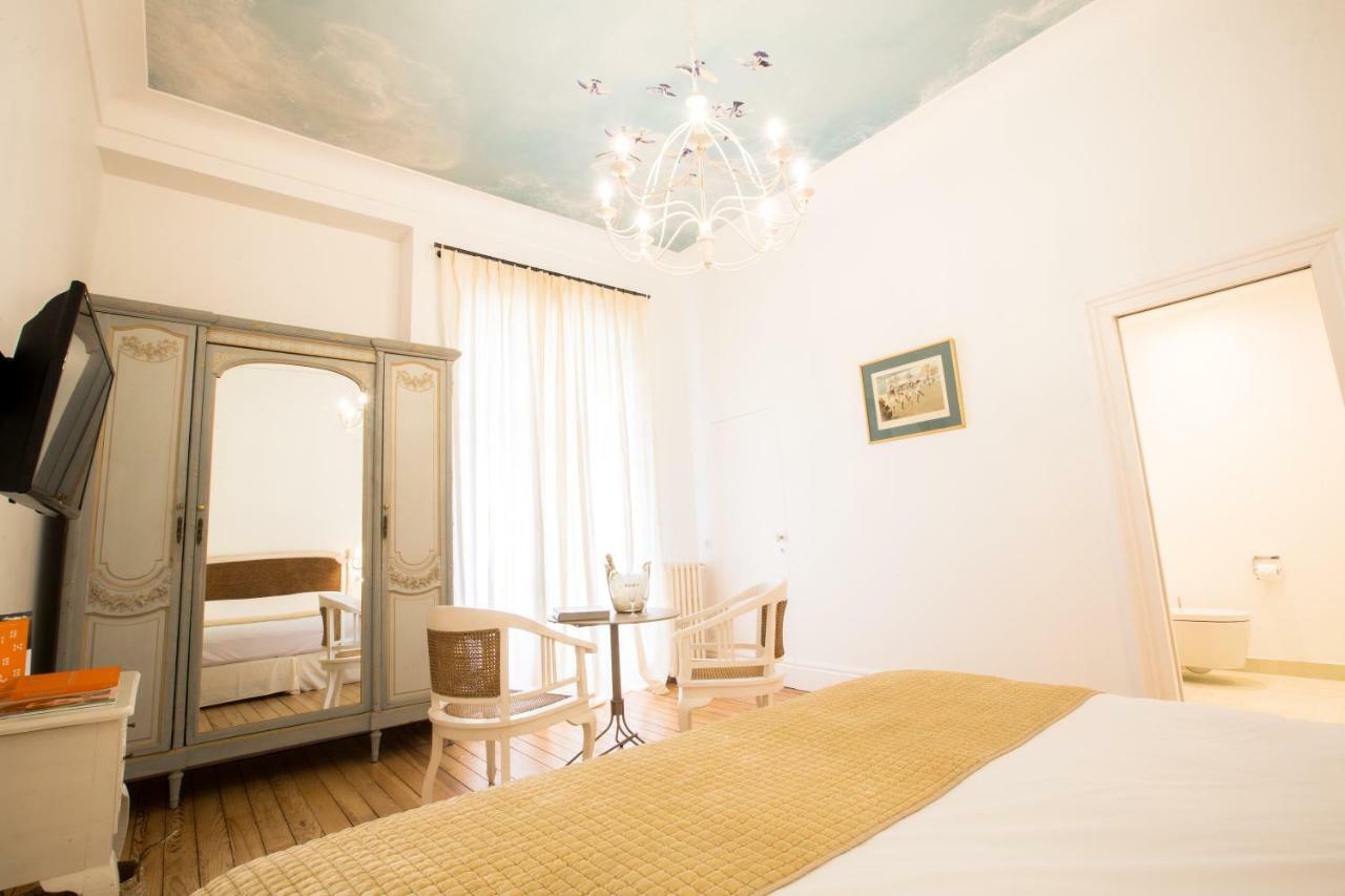 Chateau Du Clair De Lune - Boutique Luxury Hotel