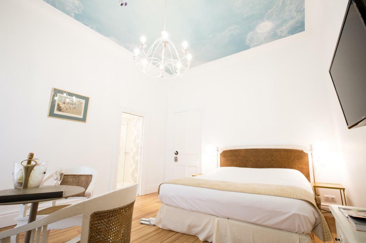 Chateau Du Clair De Lune - Boutique Luxury